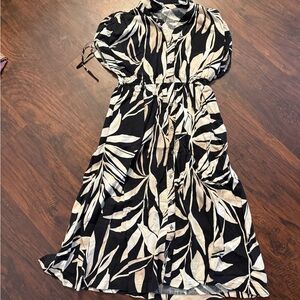 Time and Tru Black and Cream Leaf Maxi Dress